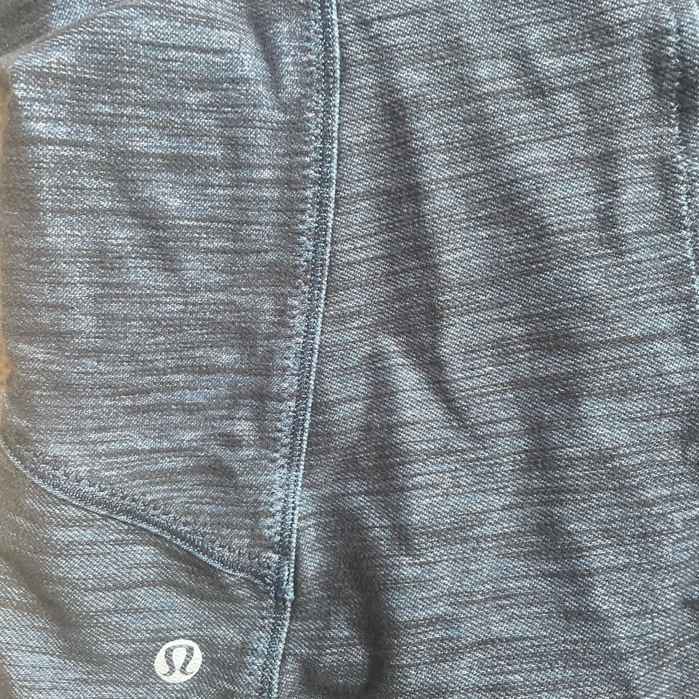 Lululemon jacket - Picture 3 of 4